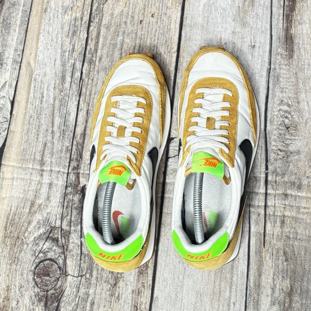 Nike Daybreak Wheat Phantom Green CK2351-700 Running Shoes Women’s Sz 8.5 - Picture 5 of 10